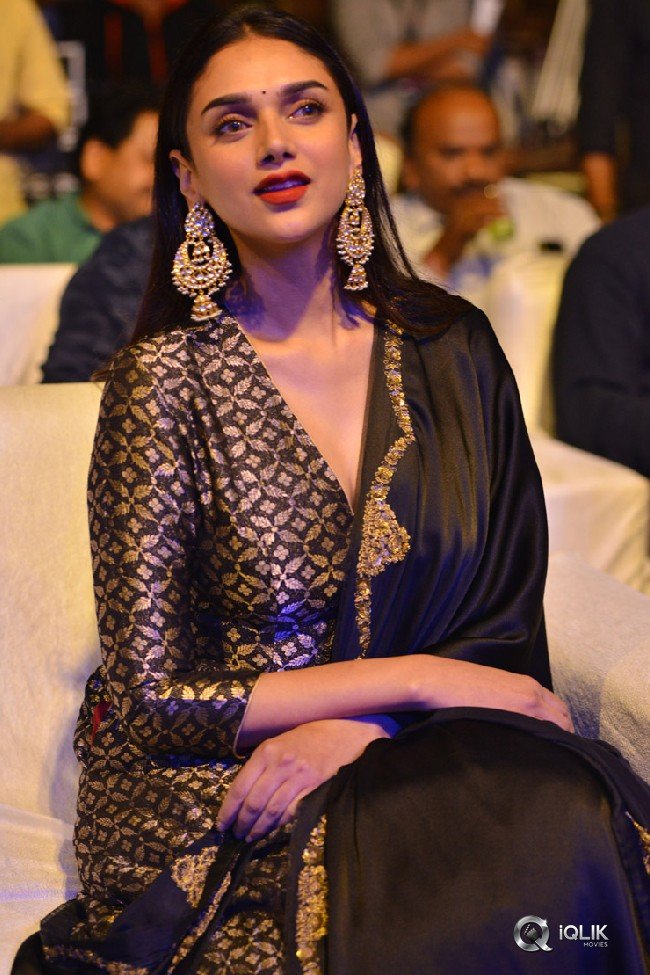 Aditi-Rao-Hydari-at-Antariksham-Pre-Release-Event